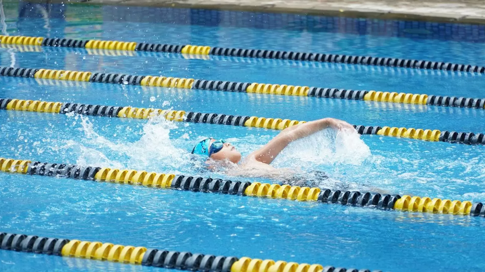  Improve Your Backstroke Swimming Skills with These Tips